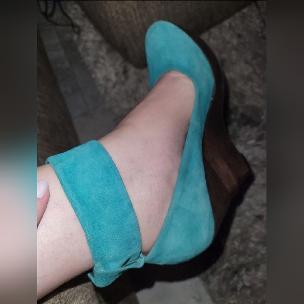 Diane Von Furstenberg Teal Suede Wedge Heels Sz 7 - Picture 9 of 9
